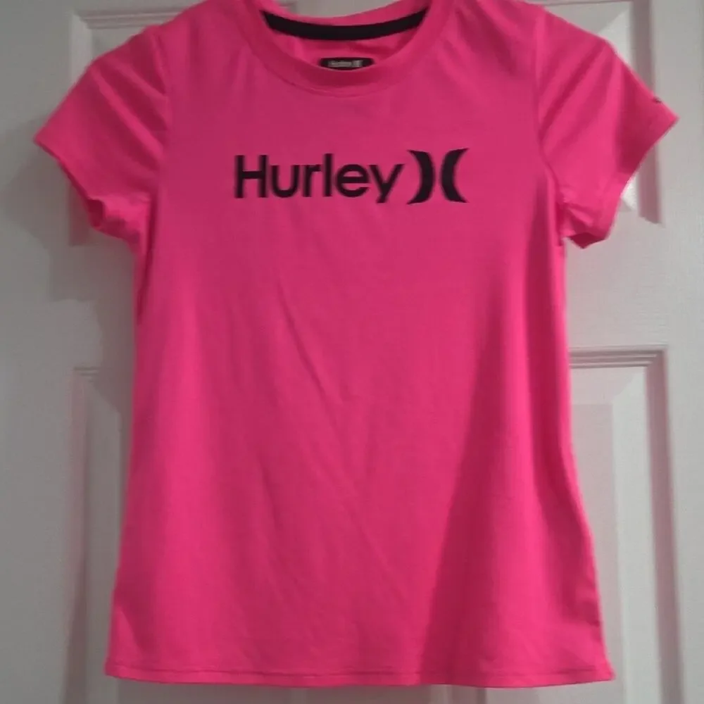 Hurley stand out